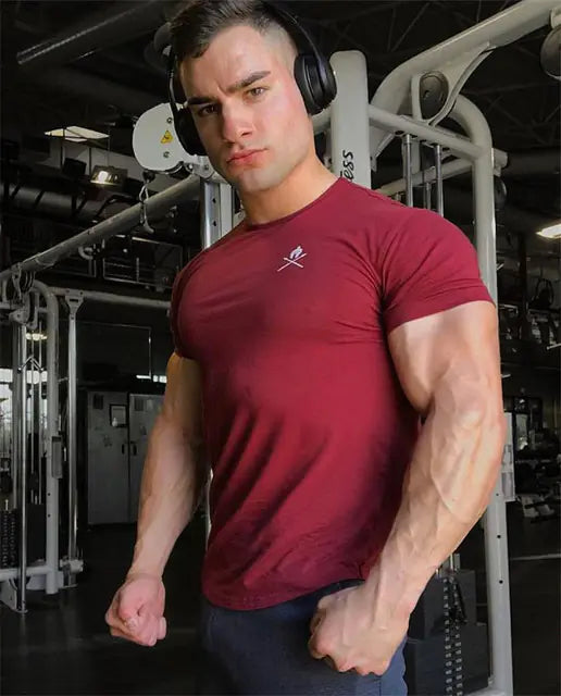 Men's Quick-Dry Round Neck Gym Shirt for Summer Sports